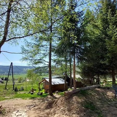 Adam Z Widokiem Na Gory Lasowka