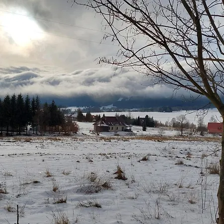 Adam Z Widokiem Na Gory Lasowka Feriehus