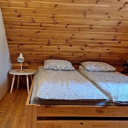 Adam Z Widokiem Na Gory *