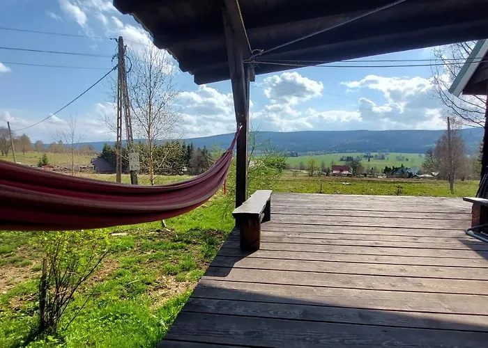 Adam Z Widokiem Na Gory Lasowka * بستشستا كلودزكا