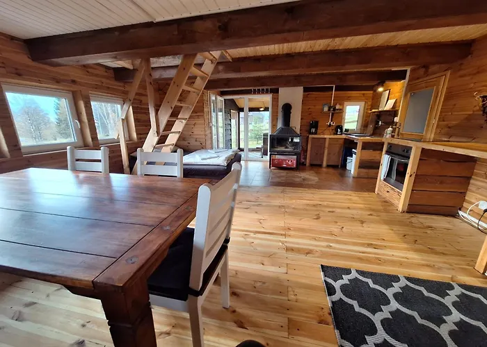 Adam Z Widokiem Na Gory Lasowka